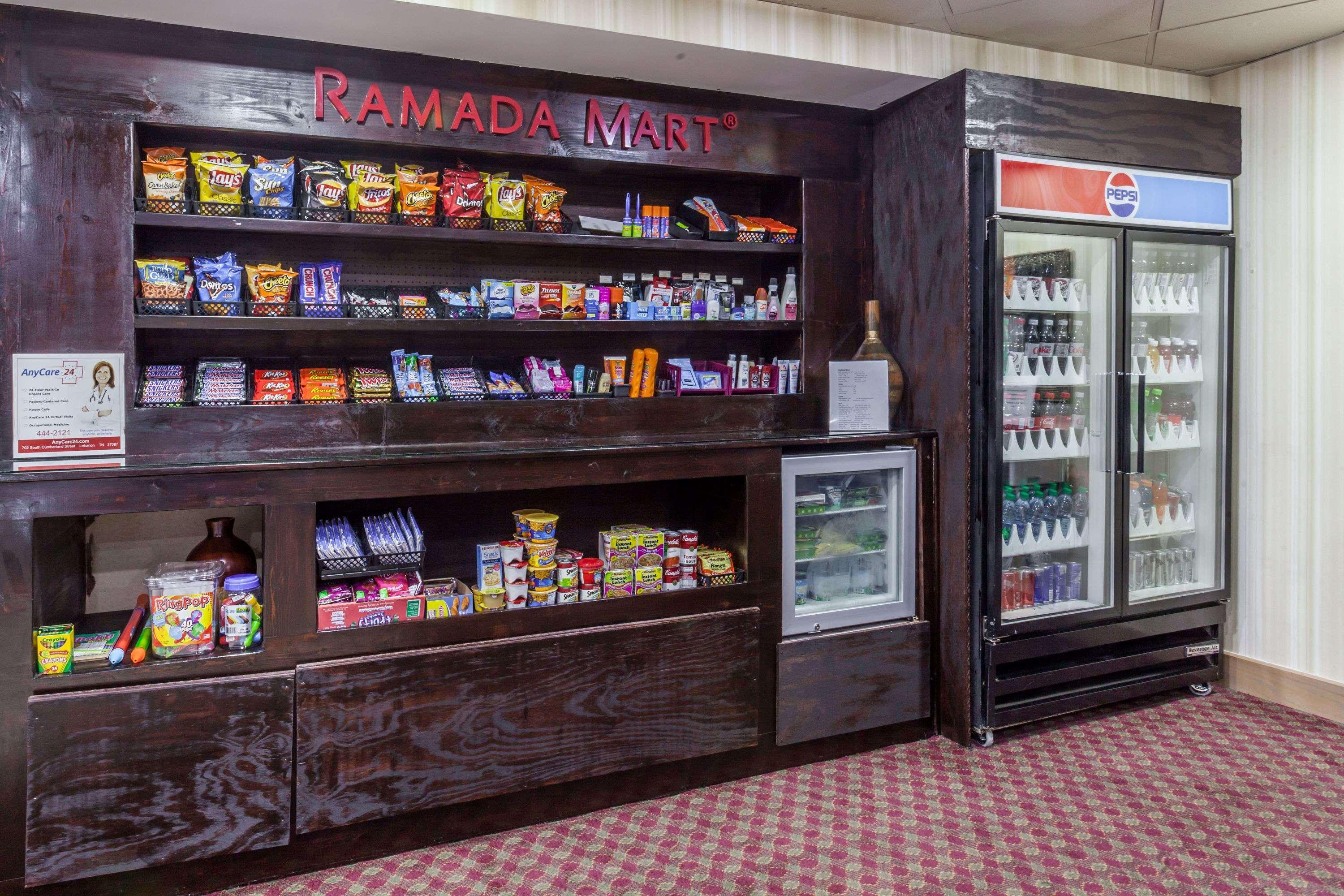 Ramada by Wyndham Lebanon Hotel Bagian luar foto